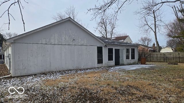 7414 Trestle Way Circle, Indianapolis, IN 46256