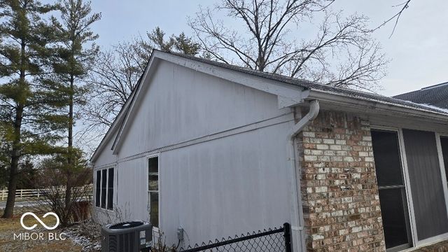 7414 Trestle Way Circle, Indianapolis, IN 46256