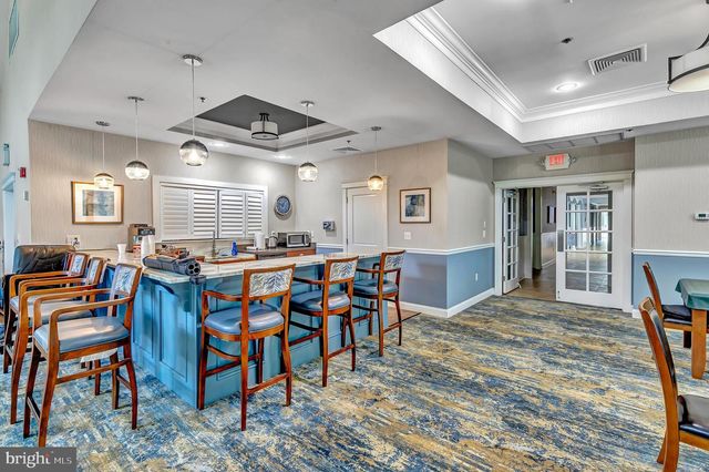 43 WESTPORT DR, Barnegat, NJ 08005