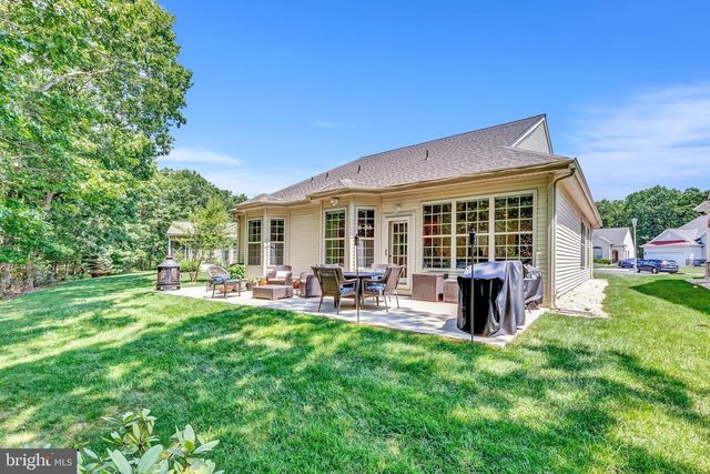 43 WESTPORT DR, Barnegat, NJ 08005