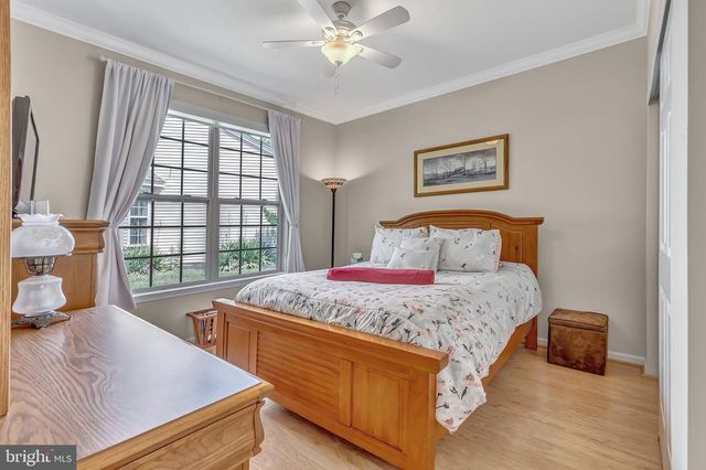 43 WESTPORT DR, Barnegat, NJ 08005