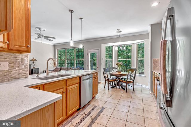 43 WESTPORT DR, Barnegat, NJ 08005