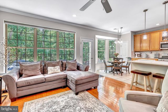43 WESTPORT DR, Barnegat, NJ 08005
