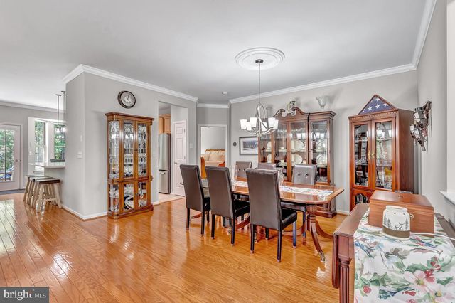 43 WESTPORT DR, Barnegat, NJ 08005