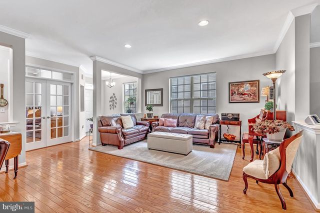 43 WESTPORT DR, Barnegat, NJ 08005