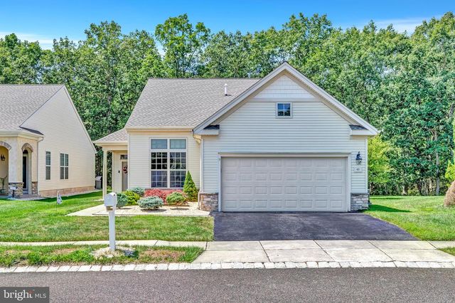 43 WESTPORT DR, Barnegat, NJ 08005