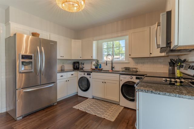 2050 E Walnut Street, Evansville, IN 47714