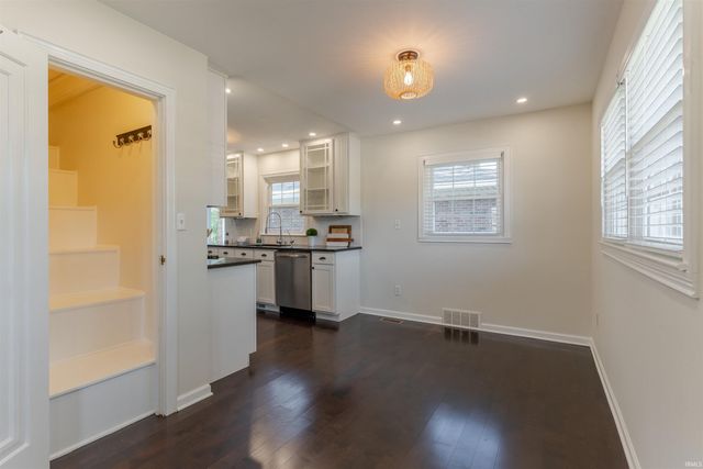 2050 E Walnut Street, Evansville, IN 47714