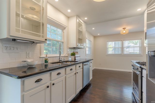 2050 E Walnut Street, Evansville, IN 47714