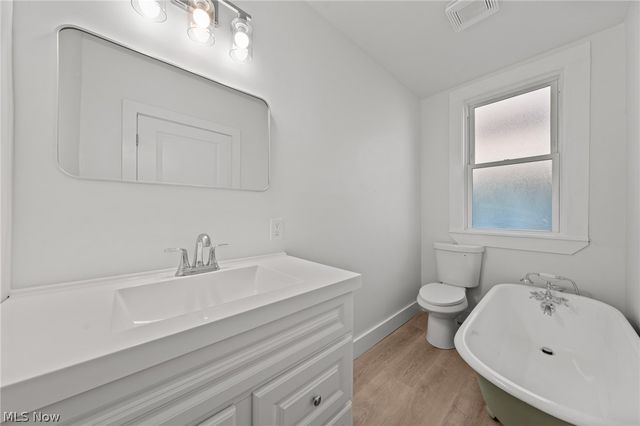 6209 Pear Avenue, Cleveland, OH 44102