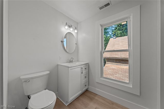 6209 Pear Avenue, Cleveland, OH 44102