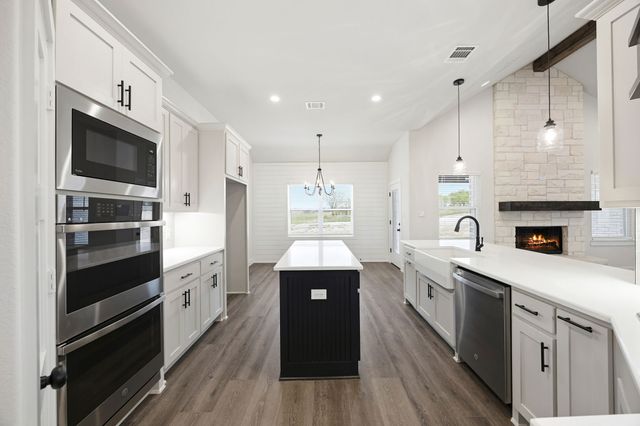 6709 Odom Road, Sanger, TX 76266