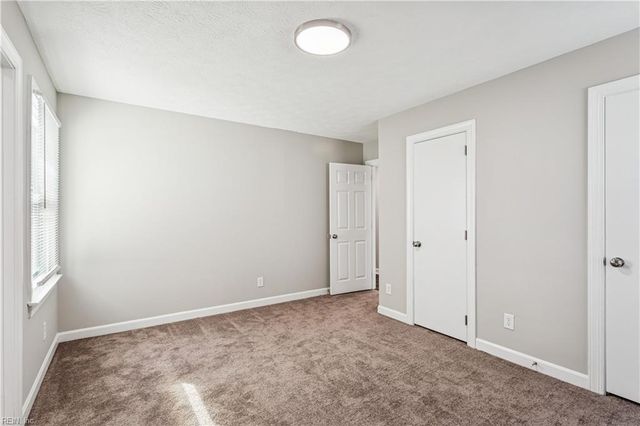 812 Winslow DR, Newport News, VA 23608