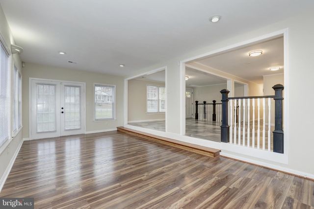 6807 HACKBERRY ST, Springfield, VA 22150