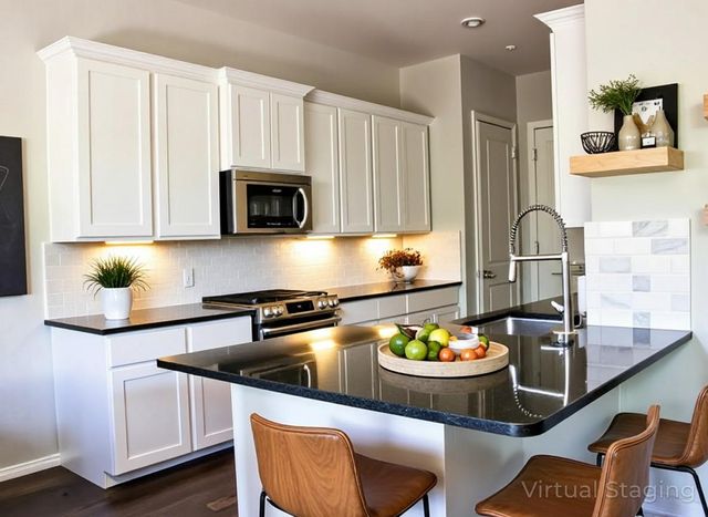 206 Fulton Station Drive, Houston, TX 77009