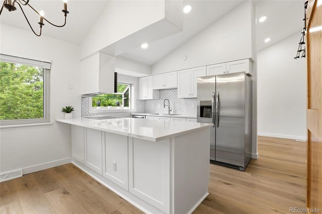 2425 S Ellis Street, Lakewood, CO 80228