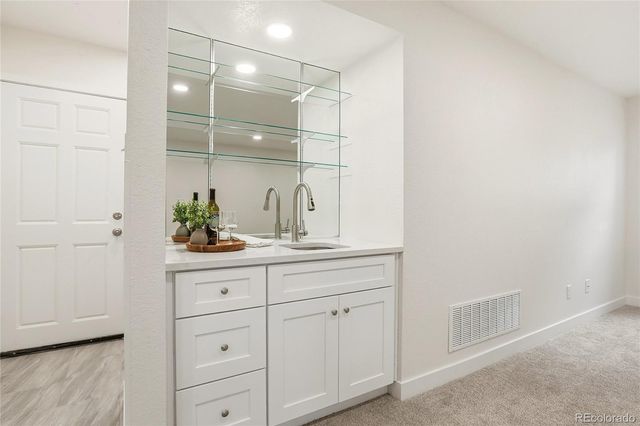 2425 S Ellis Street, Lakewood, CO 80228