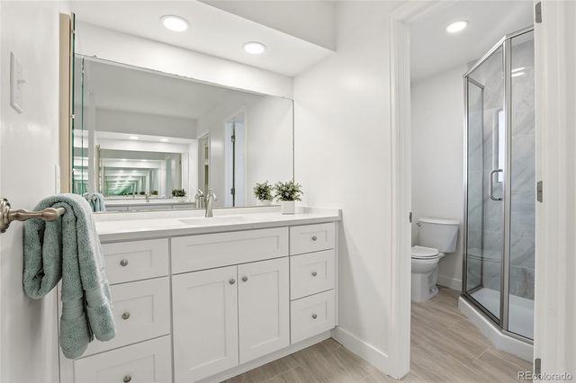 2425 S Ellis Street, Lakewood, CO 80228