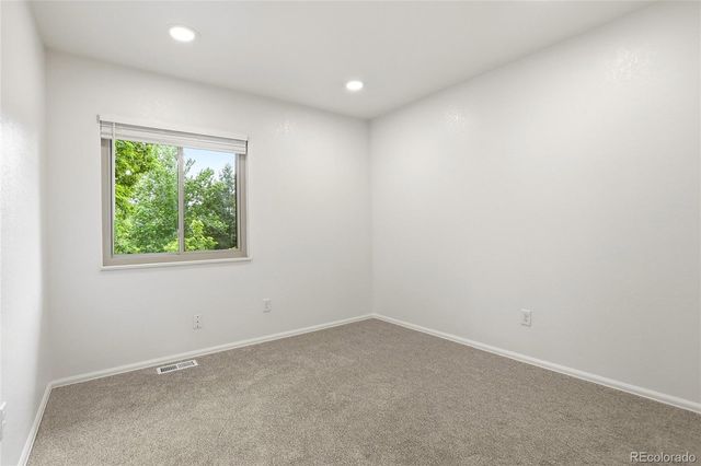 2425 S Ellis Street, Lakewood, CO 80228