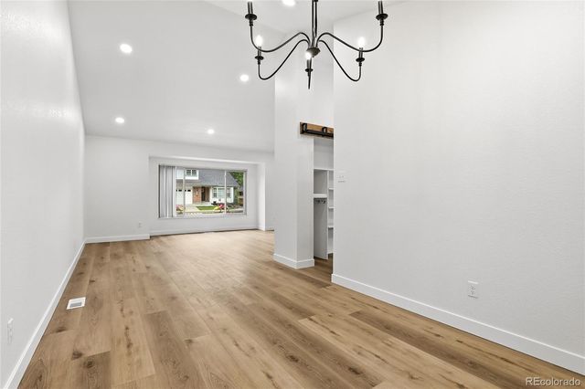 2425 S Ellis Street, Lakewood, CO 80228