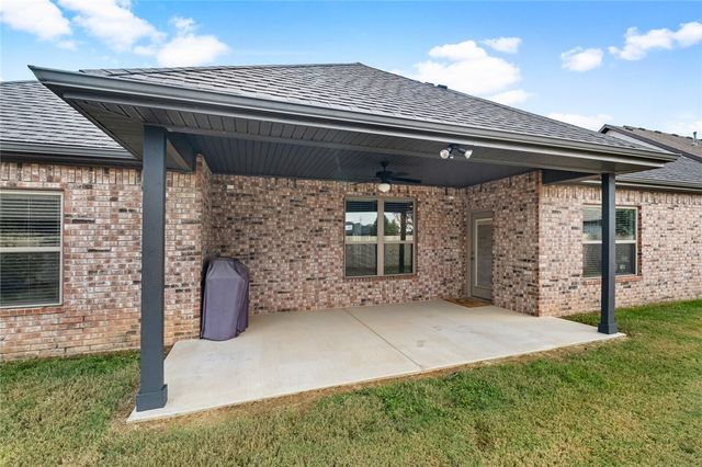 807 Bellmara Circle, Cave Springs, AR 72718