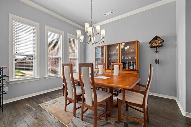 807 Bellmara Circle, Cave Springs, AR 72718