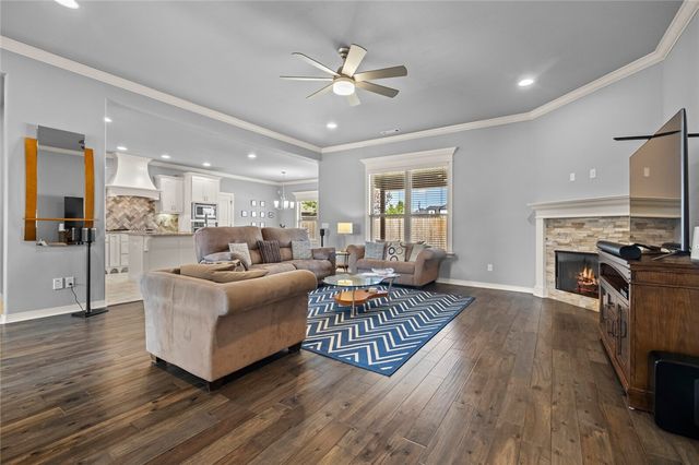 807 Bellmara Circle, Cave Springs, AR 72718