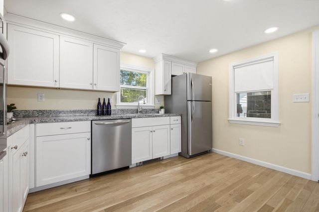 35 Marie St, Tewksbury, MA 01876