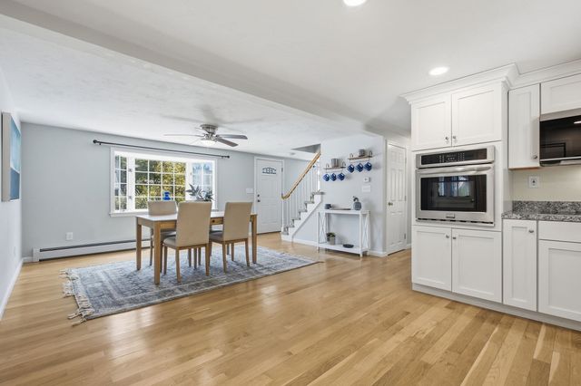 35 Marie St, Tewksbury, MA 01876