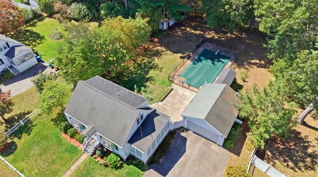 35 Marie St, Tewksbury, MA 01876