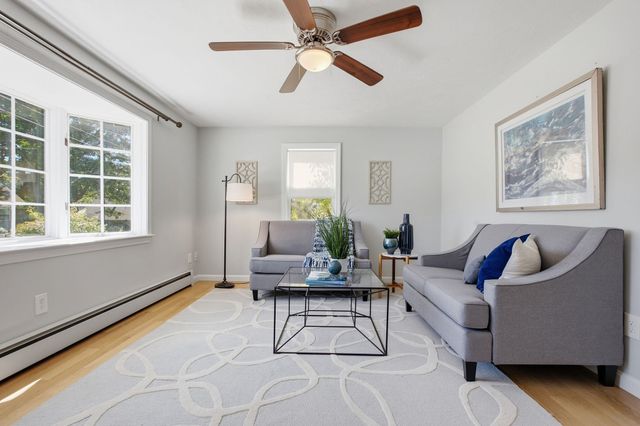 35 Marie St, Tewksbury, MA 01876