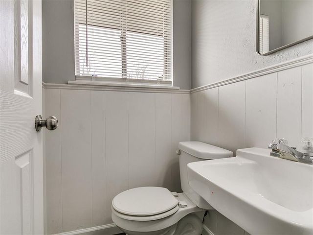 3040 Overland Drive, Oklahoma City, OK 73115