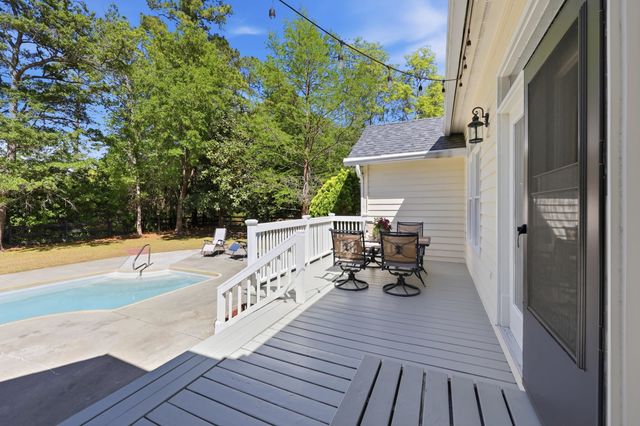 2264 Wedgefield Rd., Georgetown, SC 29440