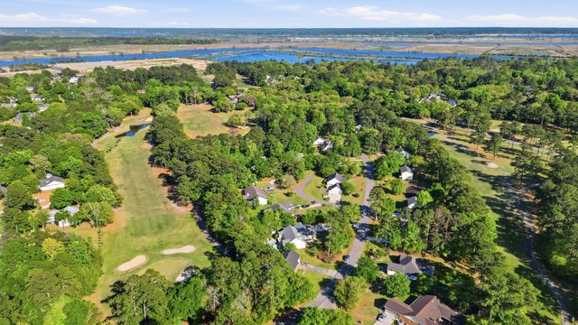 2264 Wedgefield Rd., Georgetown, SC 29440