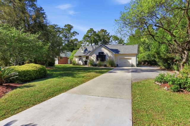 2264 Wedgefield Rd., Georgetown, SC 29440
