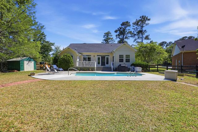 2264 Wedgefield Rd., Georgetown, SC 29440