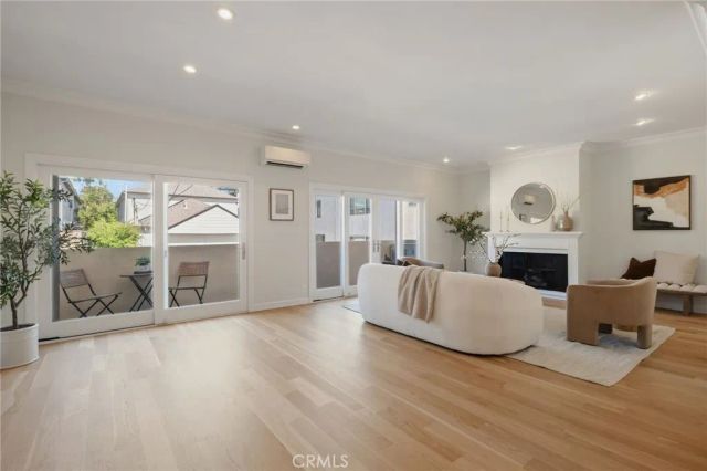 1037 18th Street 9, Santa Monica, CA 90403