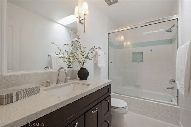 1037 18th Street 9, Santa Monica, CA 90403