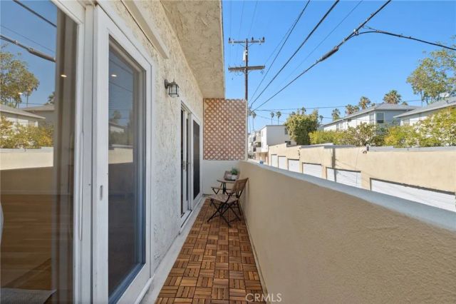1037 18th Street 9, Santa Monica, CA 90403