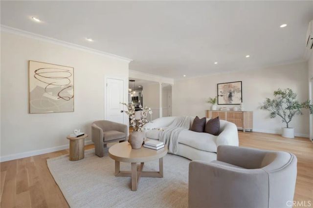 1037 18th Street 9, Santa Monica, CA 90403