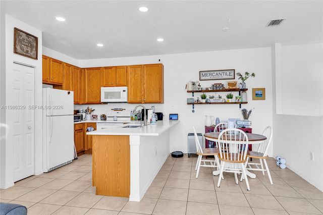 2905 Crestwood Ter 3203, Margate, FL 33063