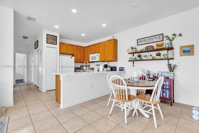 2905 Crestwood Ter 3203, Margate, FL 33063