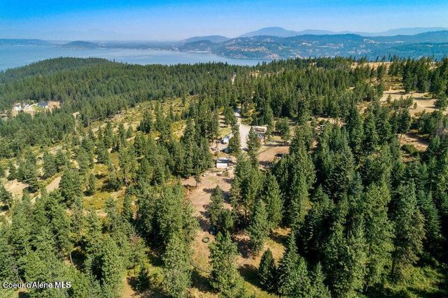5254 E Mabel Ln, Harrison, ID 83833