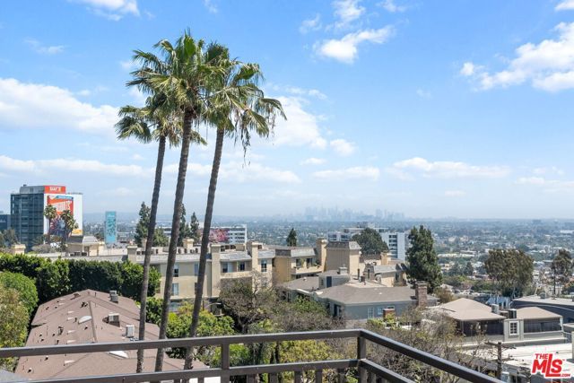 1230 Horn Avenue 201, West Hollywood, CA 90069