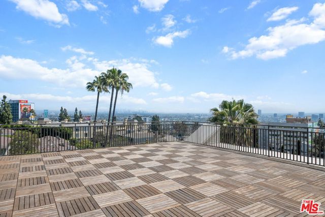 1230 Horn Avenue 201, West Hollywood, CA 90069