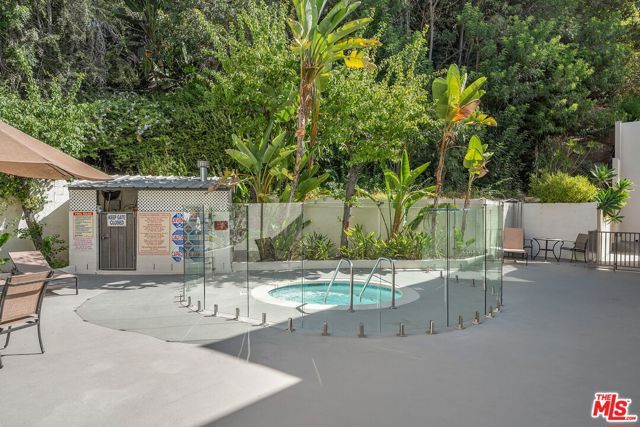 1230 Horn Avenue 201, West Hollywood, CA 90069