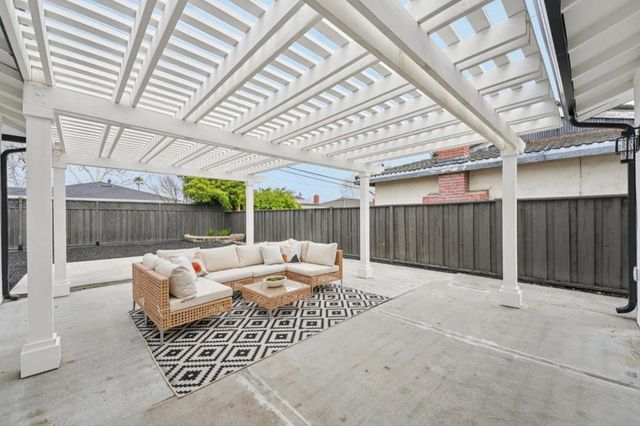 2502 Meridian Avenue, San Jose, CA 95124