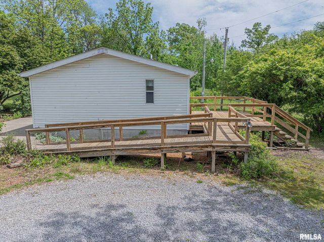 15751 E Tolle Road, Mt Vernon, IL 62864