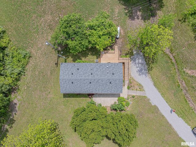 15751 E Tolle Road, Mt Vernon, IL 62864