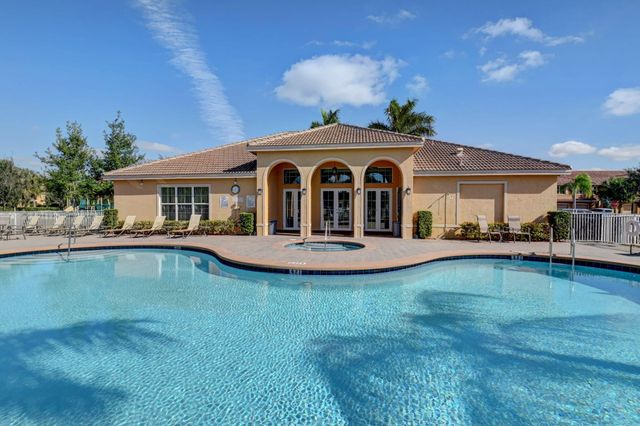 5810 Monterra Club Drive, Lake Worth, FL 33463